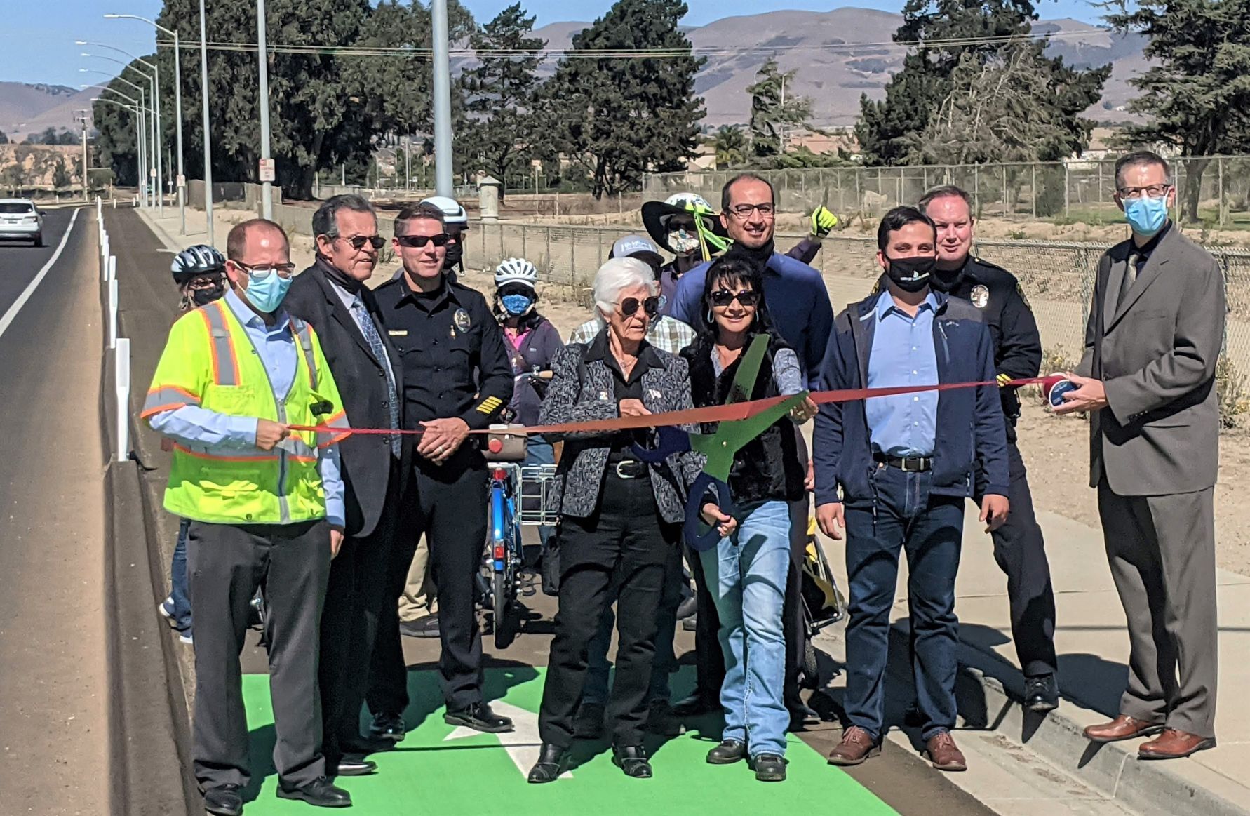 101421-smt-photo-grogan-Ribbon-Cutting-2.jpg